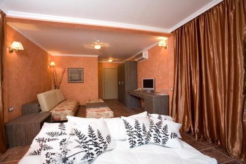Rusalka Holiday Village Kamen Bryag Εξωτερικό φωτογραφία
